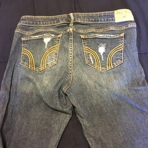 Very gently worn Hollister skinny jeans.